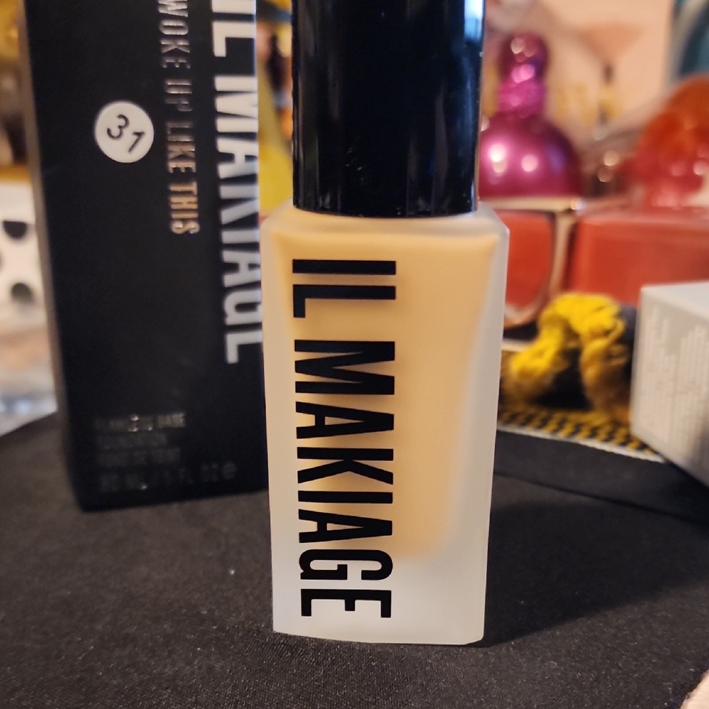 IL MAKIAGE Foundation - Creamy Beige